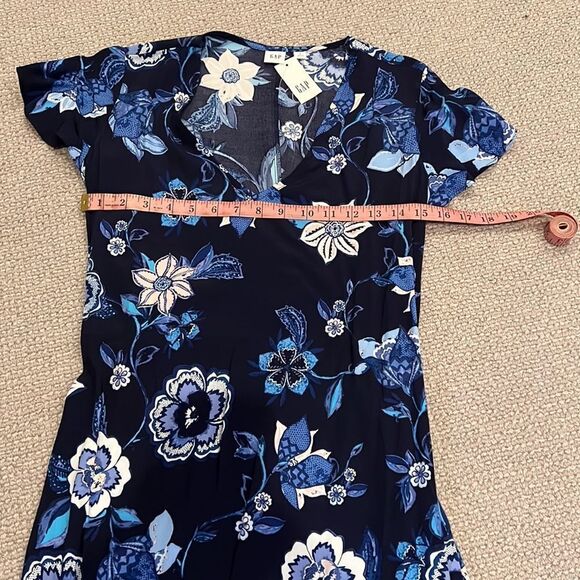 New Gap Navy Floral Flutter Sleeve Dress - S - Picture 8 of 9
